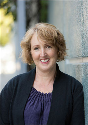 Photo of writer and post-bacc writing advisory board member Lynn Mundell