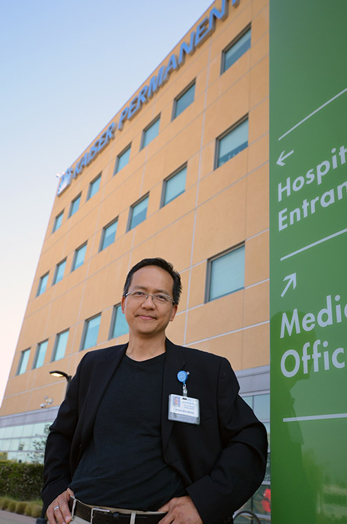 Honored Instructor Stephen Wong in front of Kaiser hospital