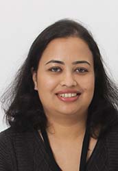 Photo of Swapna Deshpande smiling