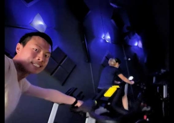 Futian Zhong selfie from inside of a gym