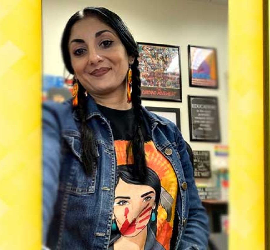 Headshot of Lorena Gonzalez in her classroom office