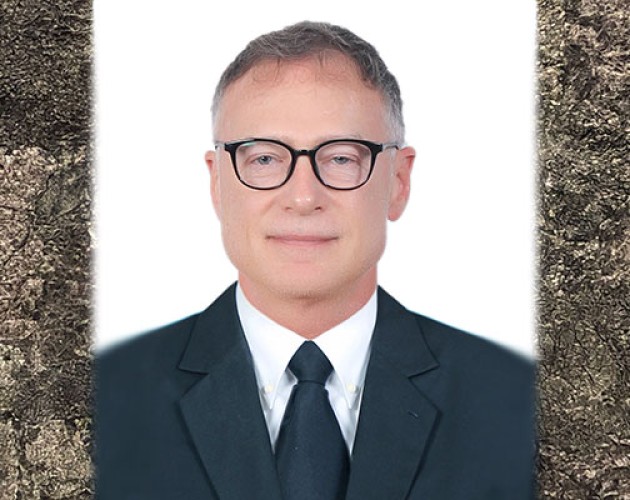 Certificate Program in Finance instructor Powell Cappel in dark business suit, white background