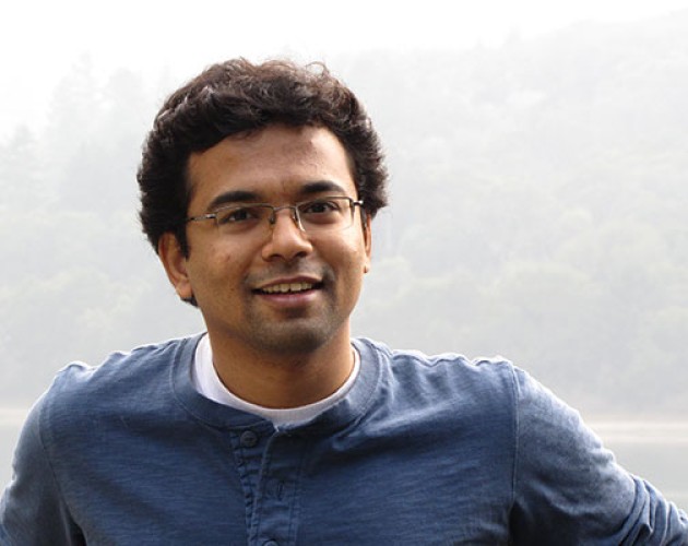 Business Adminstration certificate graduate Srikanth Kannan leaning at an overlook